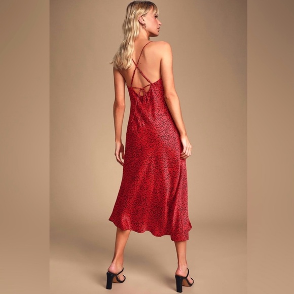 ASTR the Label Gaia Midi Dress - Picture 2 of 8